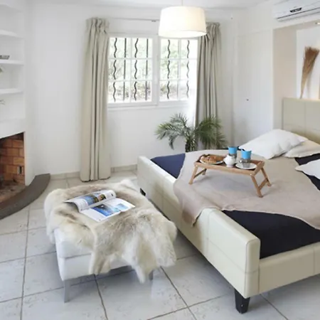 Modern With Swimming Pool In Maxime * 생트막시메